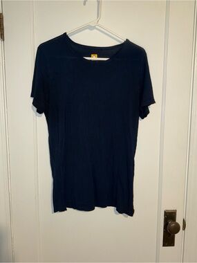 Wink Short Sleeve Tee in Navy Blue